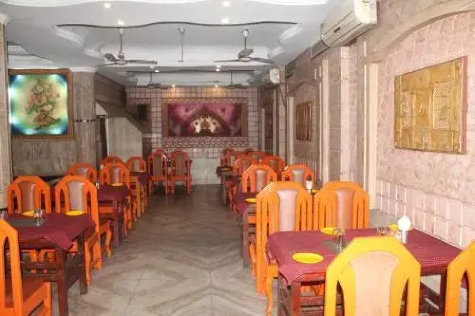 Hotel Roopali