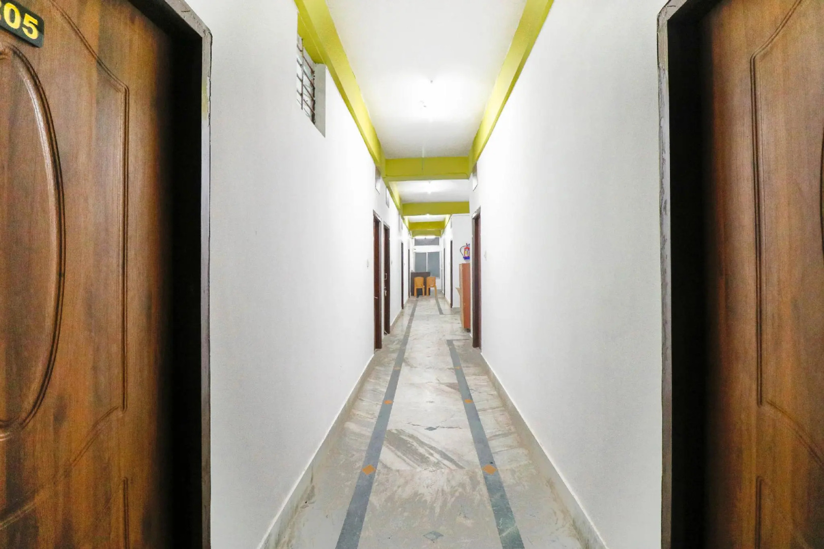 OYO 42633 Aarshi Palace