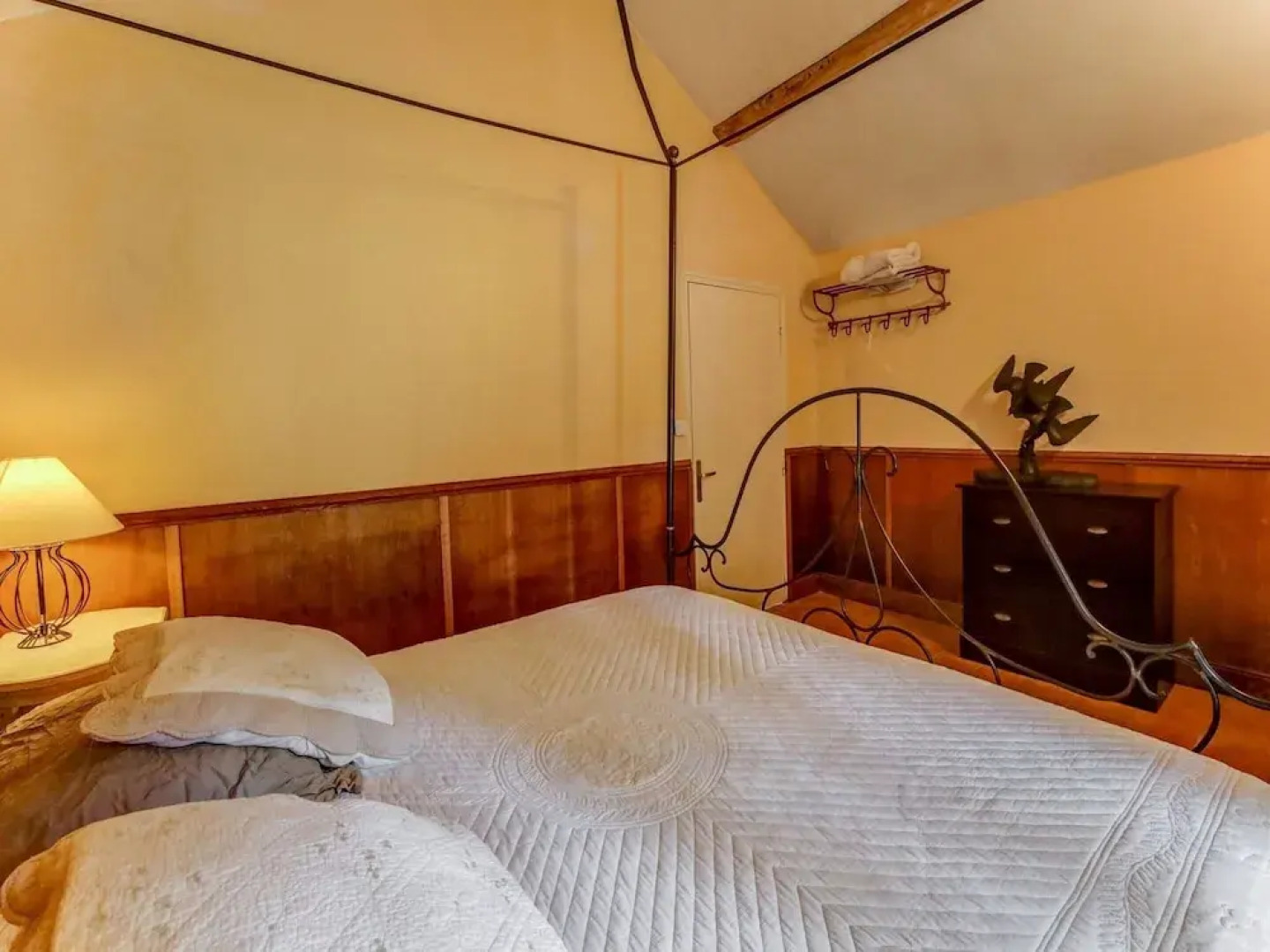 Holiday Home in a Park in Raizeux With Terrace