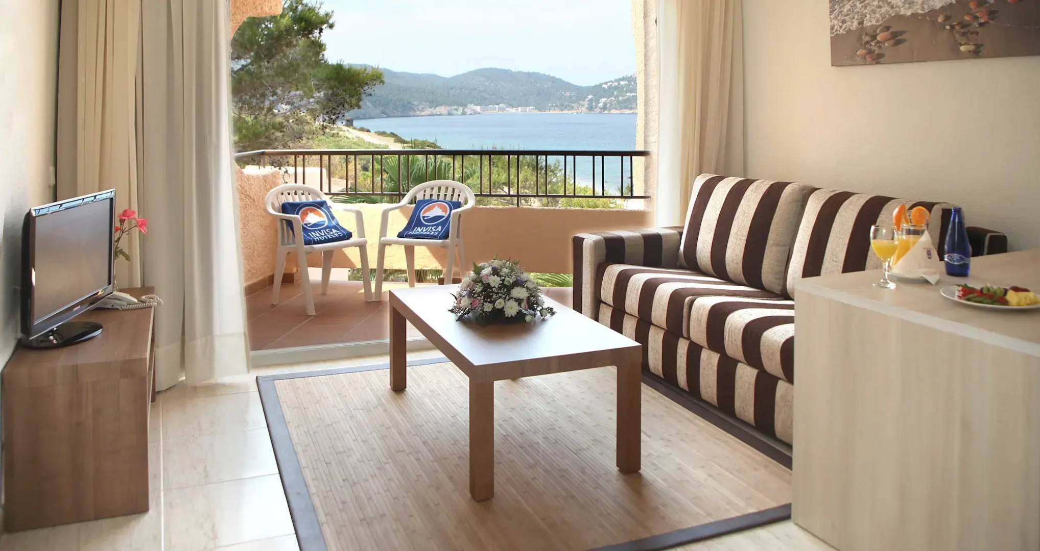 Invisa Hotel Club Cala Blanca