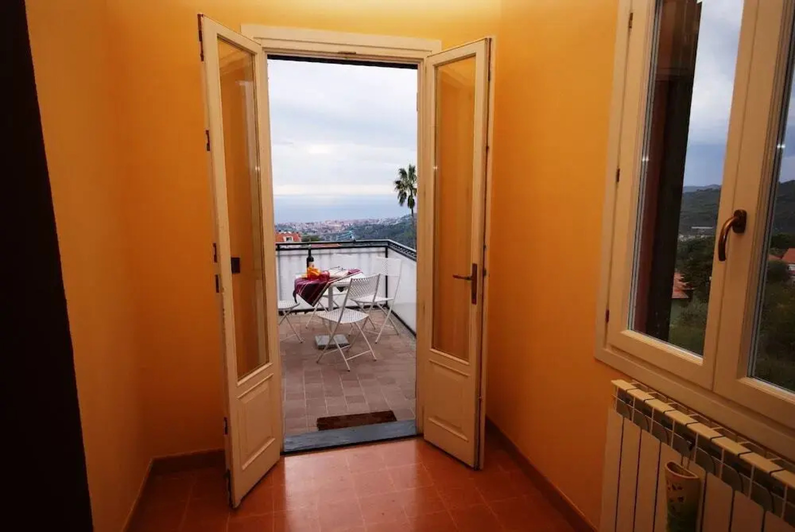 via giulia augusta, 39 Apartment