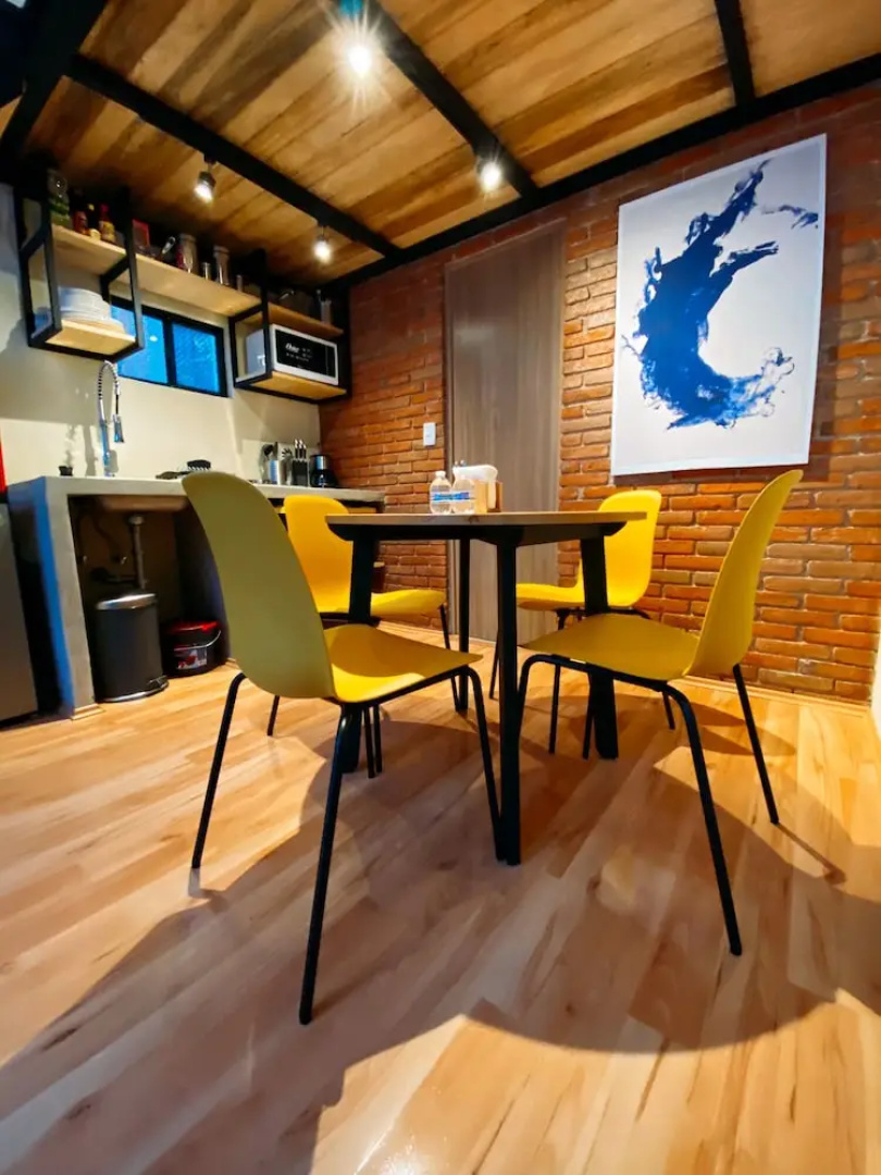 TinyChillHouse
