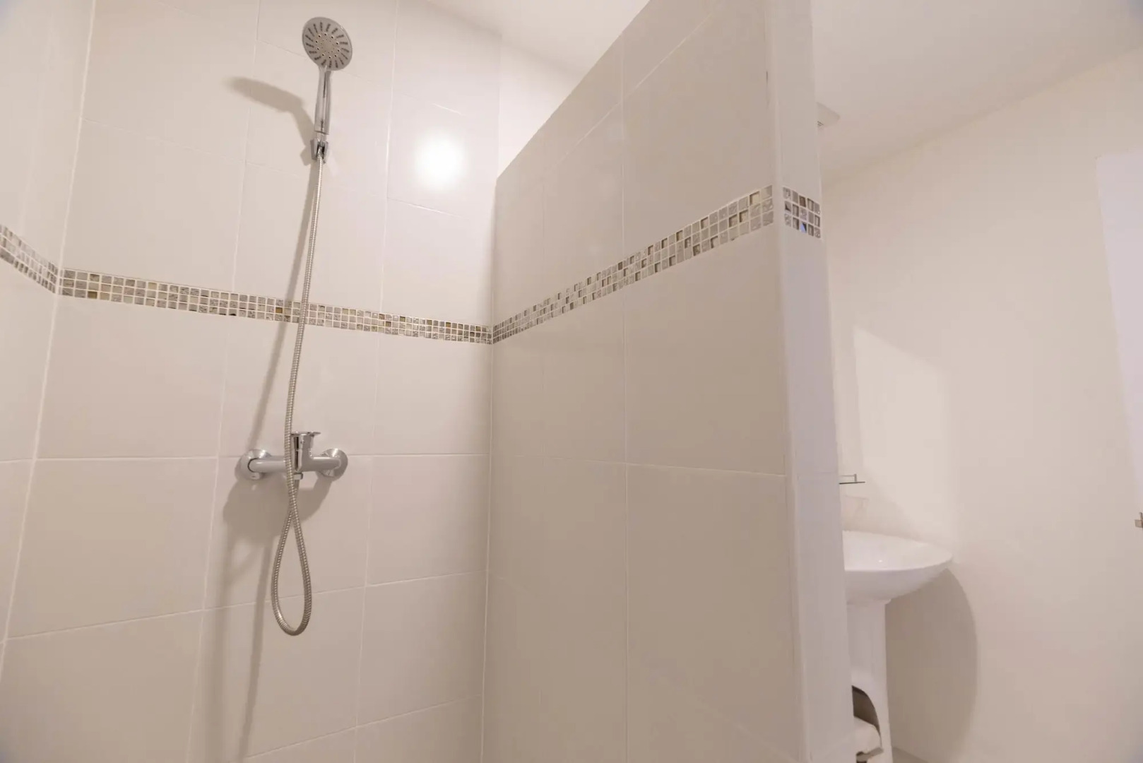 Crystal Bay Beach Resort