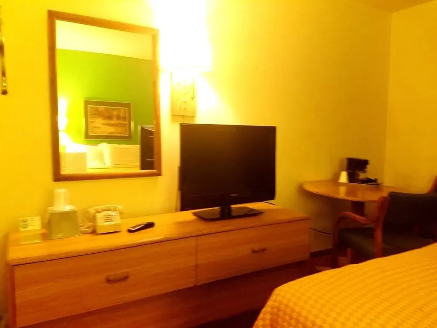 Marifah Inn - Sunset Inn