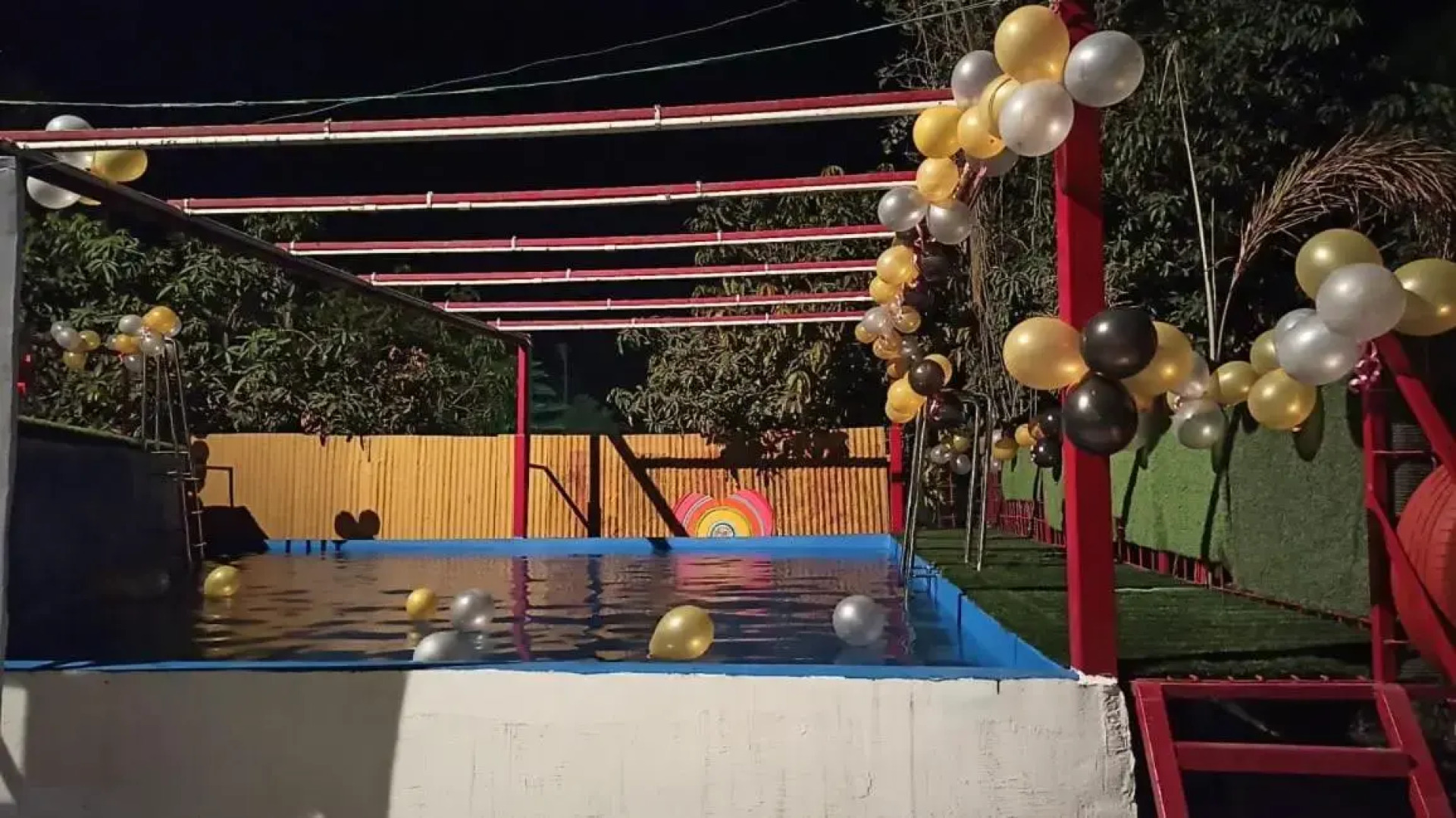 Gods County. Resort & Banquets