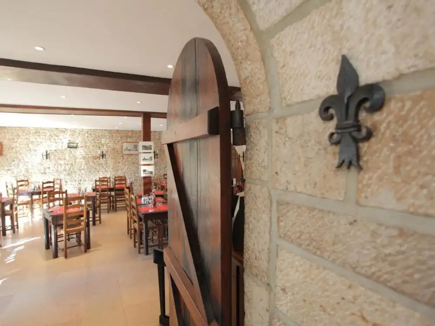 Hotel le Chapeau Rouge