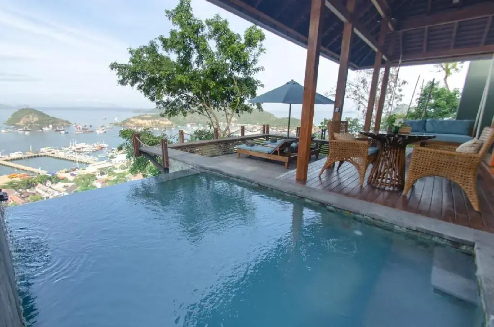 Bayview Gardens Hotel & Viewpoint