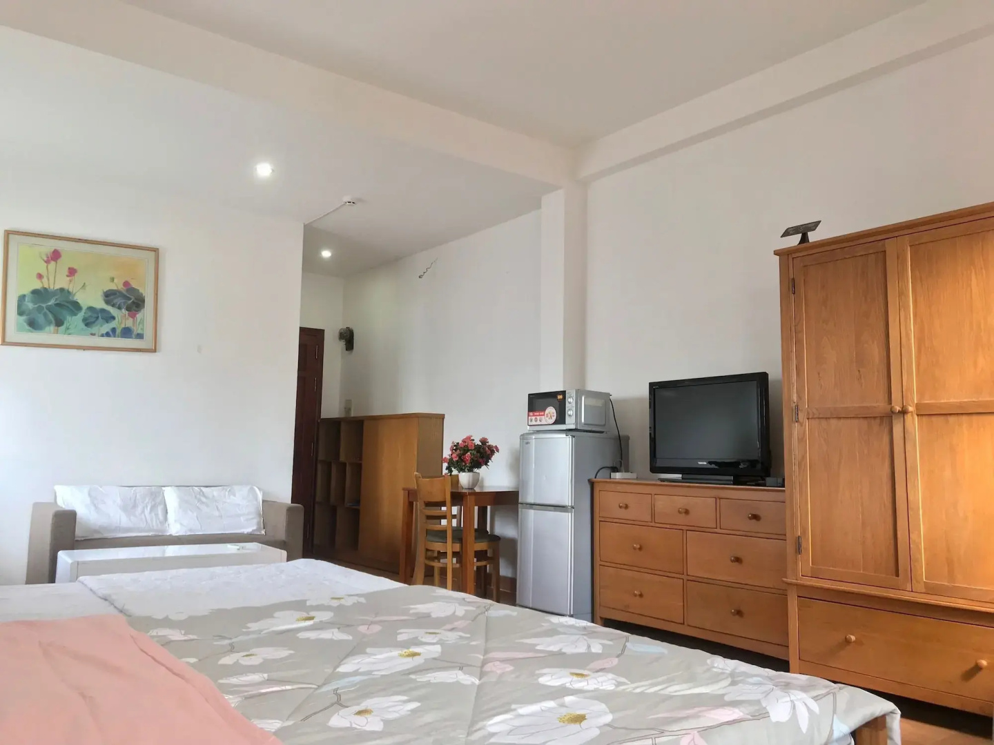 Smiley Apartment 3