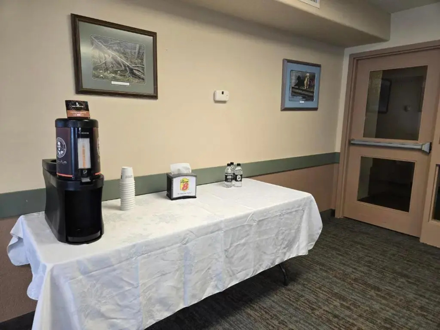 Super 8 Swan River MB