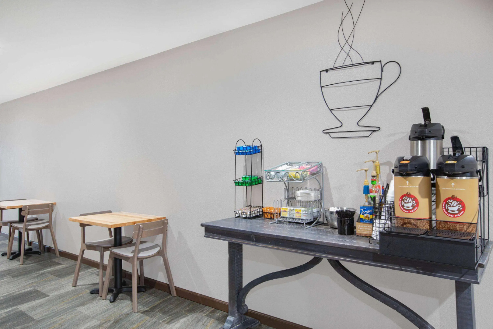 AmericInn by Wyndham Pella