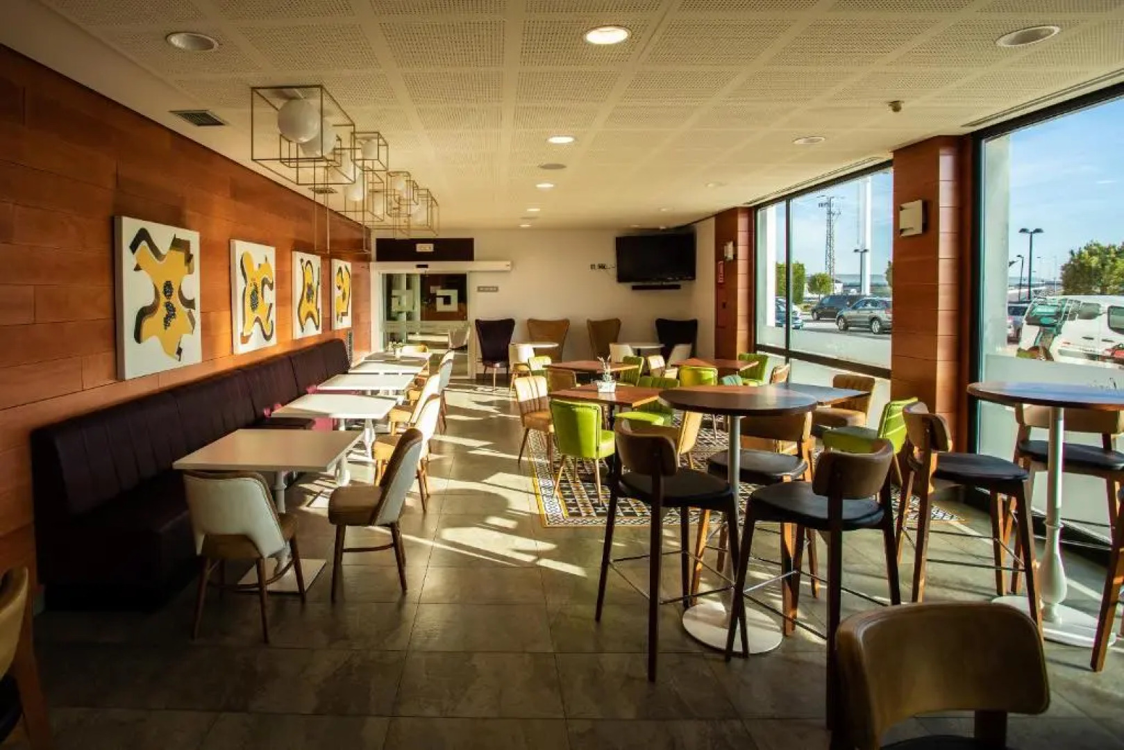 HQ La Galeria Hotel-Restaurante