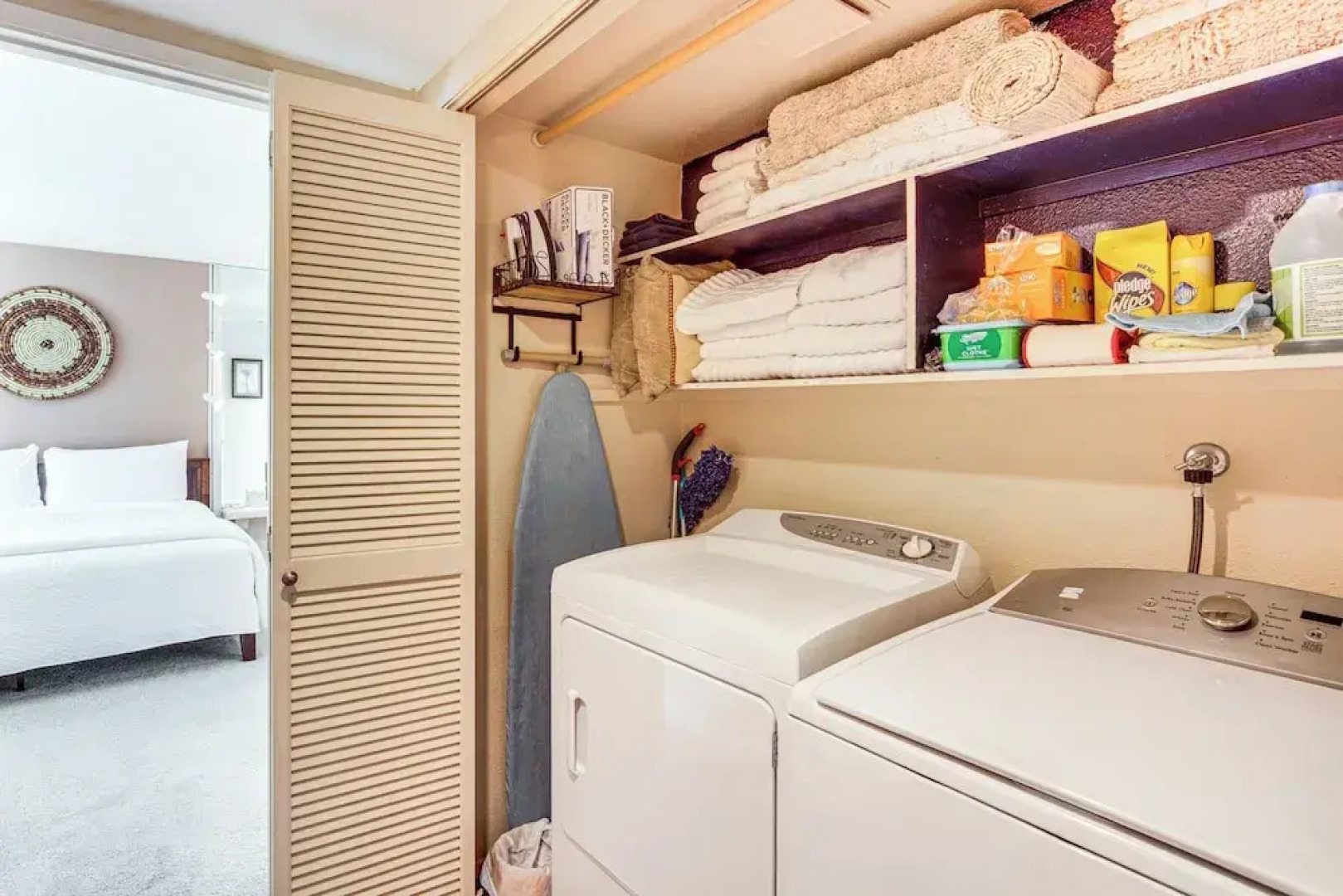 1 Mi to Shops on El Paseo: Condo w/ Pool Access!