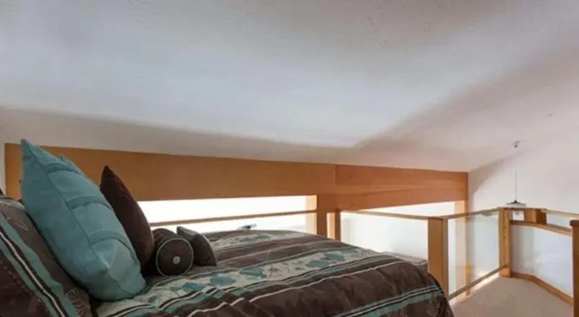 RedAwning Crystal Waters Lakefront