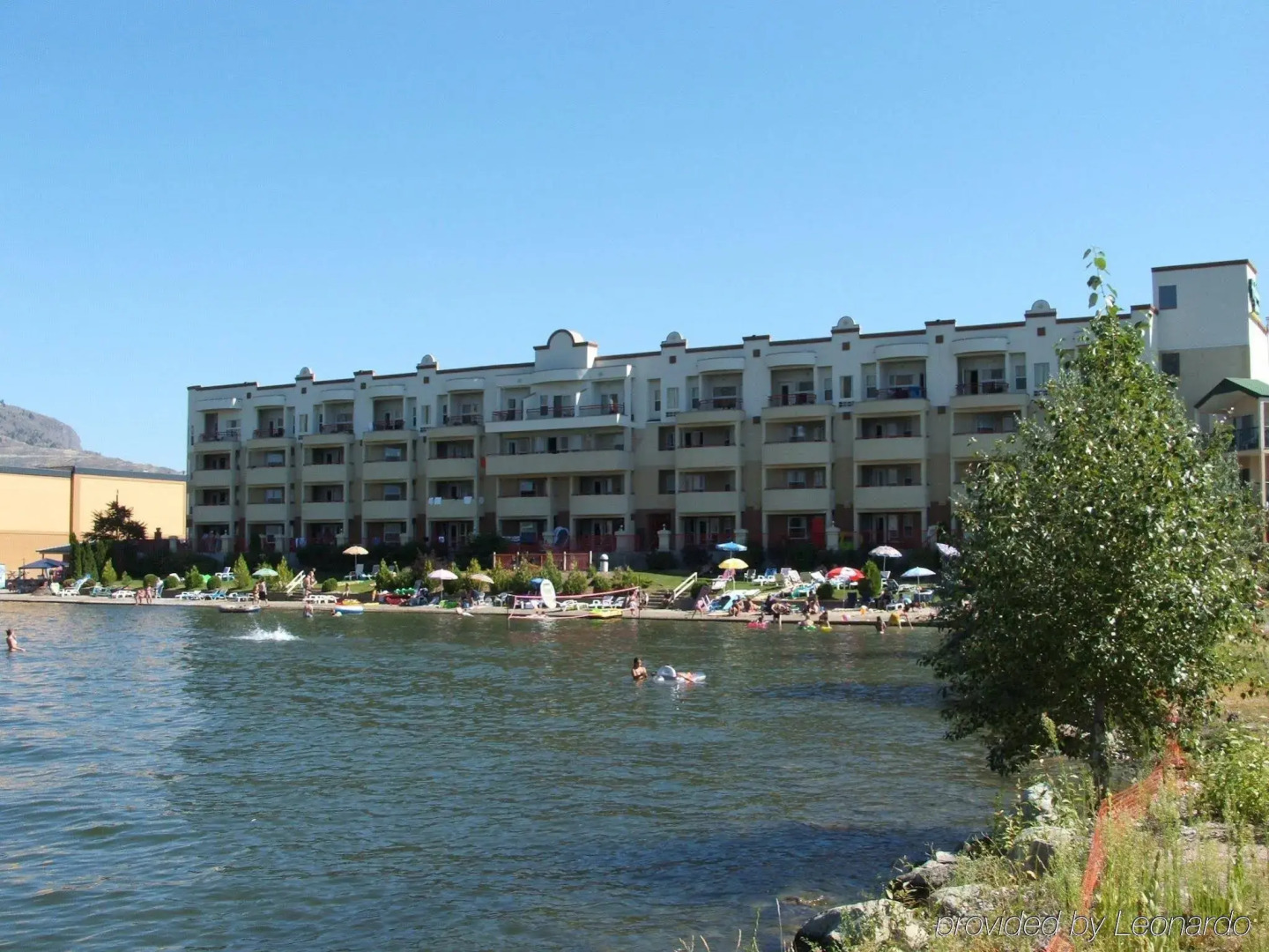 Holiday Inn Hotel & Suites Osoyoos by IHG