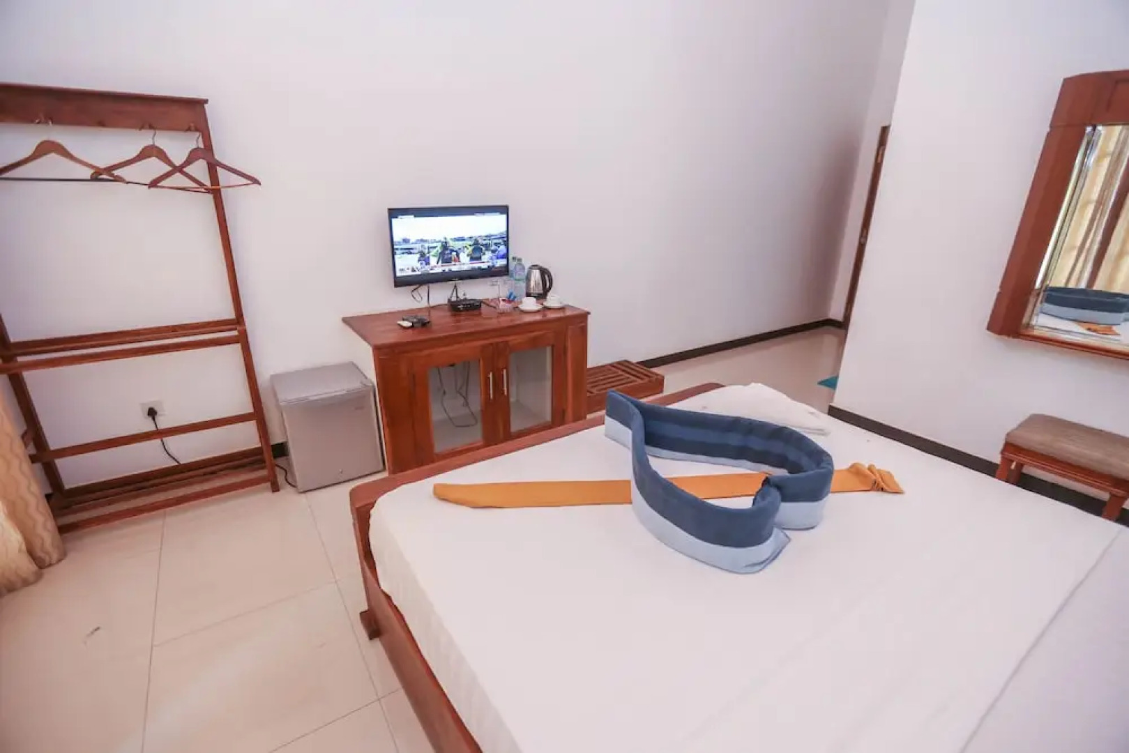 Grand Kalundawa - Dambulla's Hidden Secret