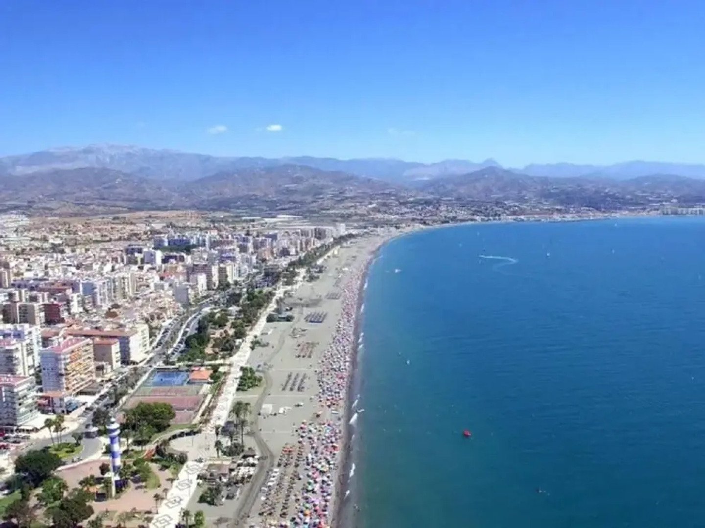 Apartment With one Bedroom in Torre del Mar, With Pool Access, Furnished Terrace and Wifi - 200 m From the Beach