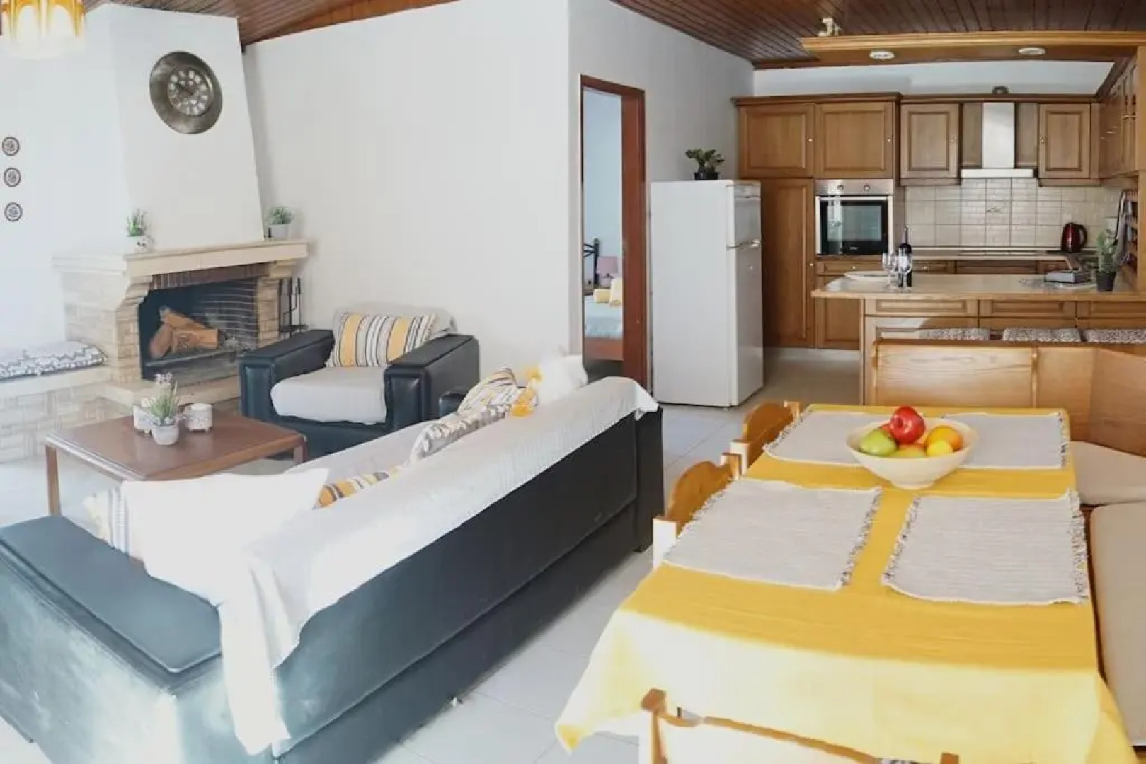 Irene's Apartment In Salakos