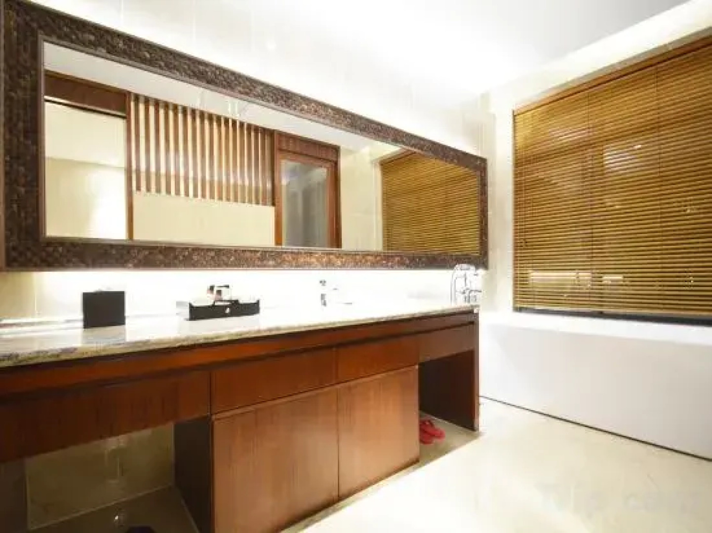 Changshen Yijiaren Hotel