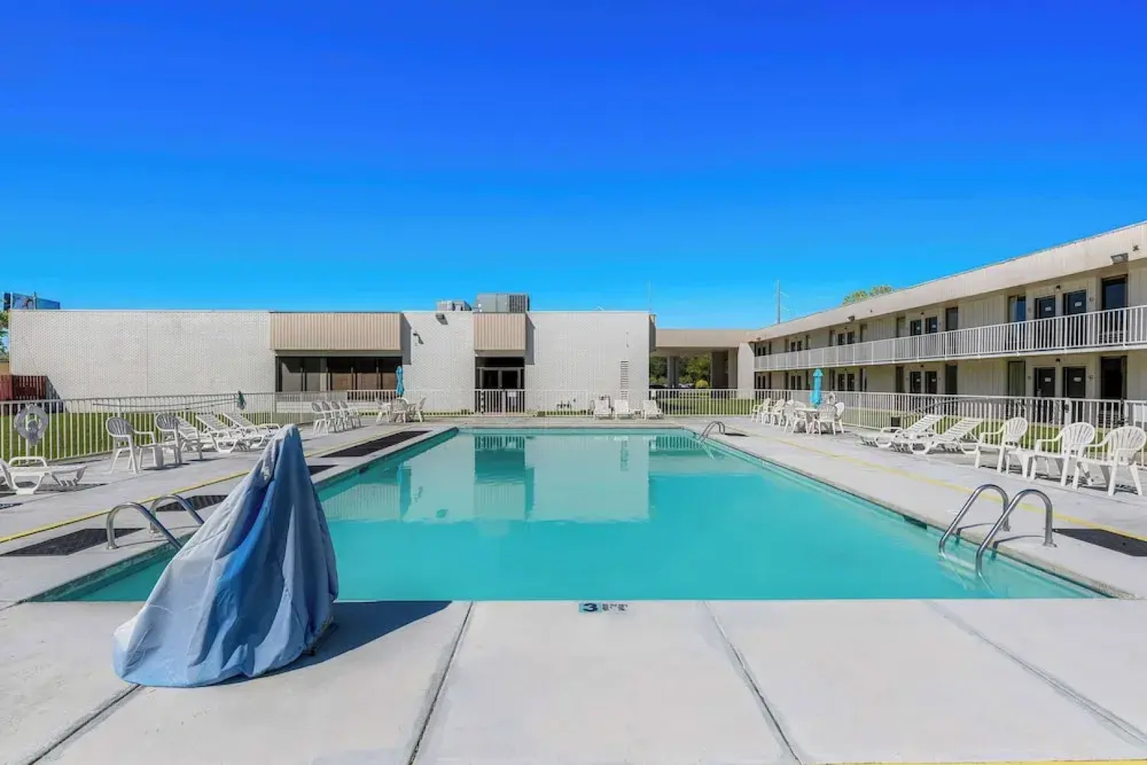 Motel 6 Hamilton, AL