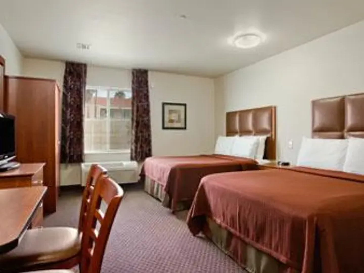 Howard Johnson Las Vegas Near Nellis AFB