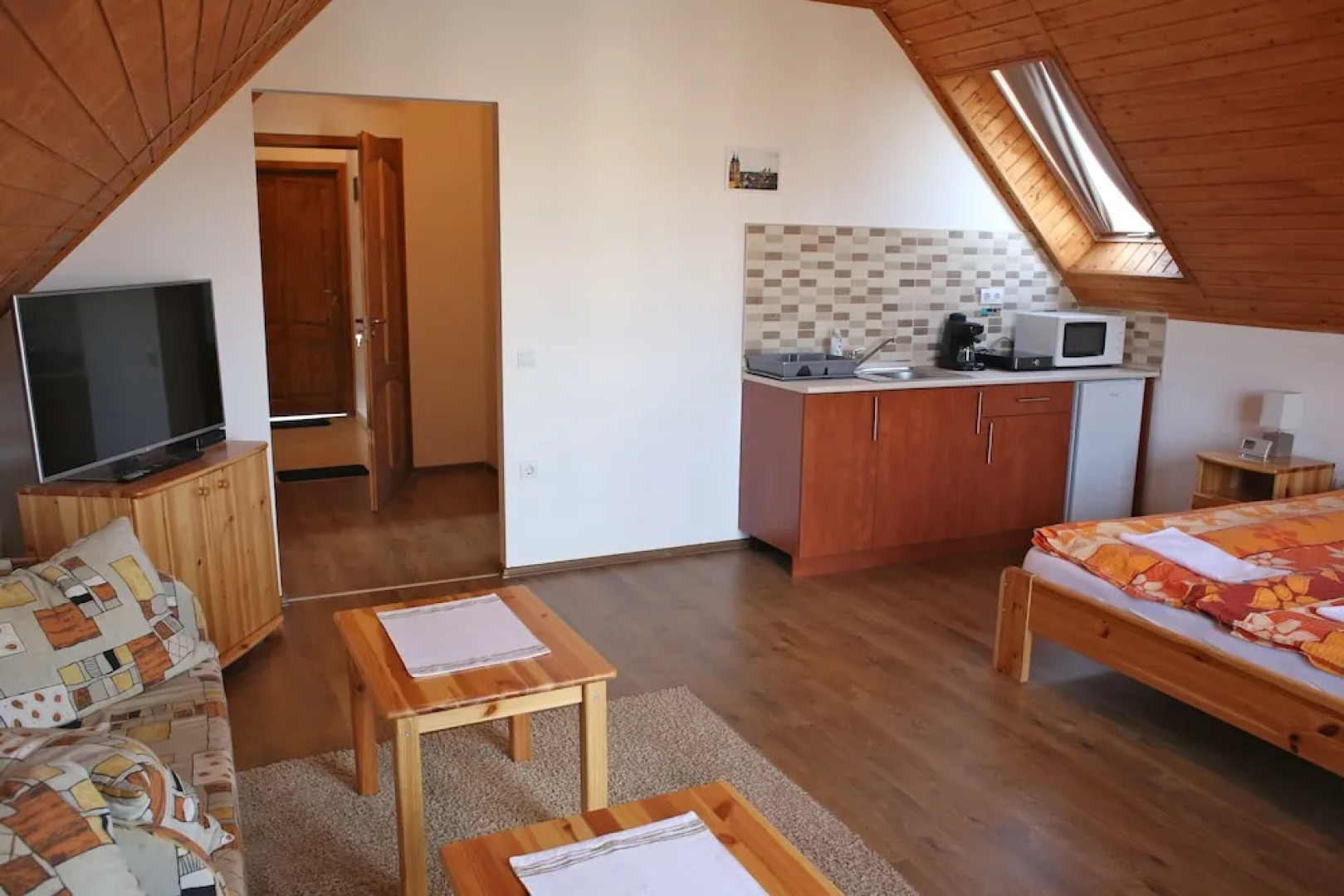 Szabolcs Apartments