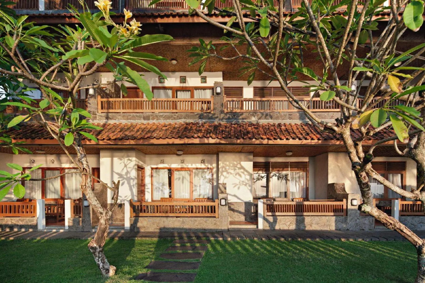 Sunrise Hotel Beach Pangandaran