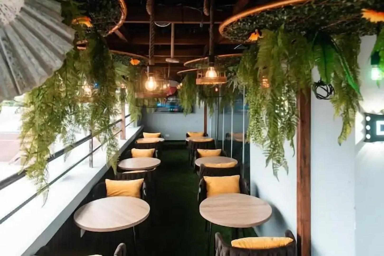 Trendy Hotel and Suites