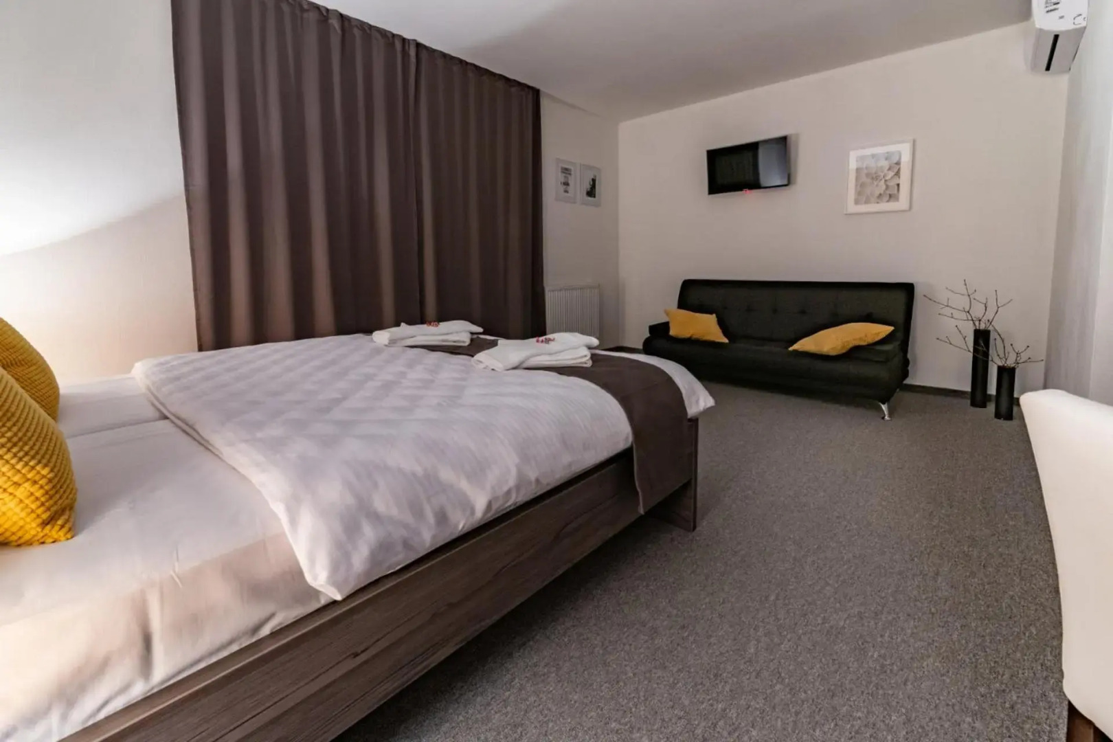 Penzión pod brezami**