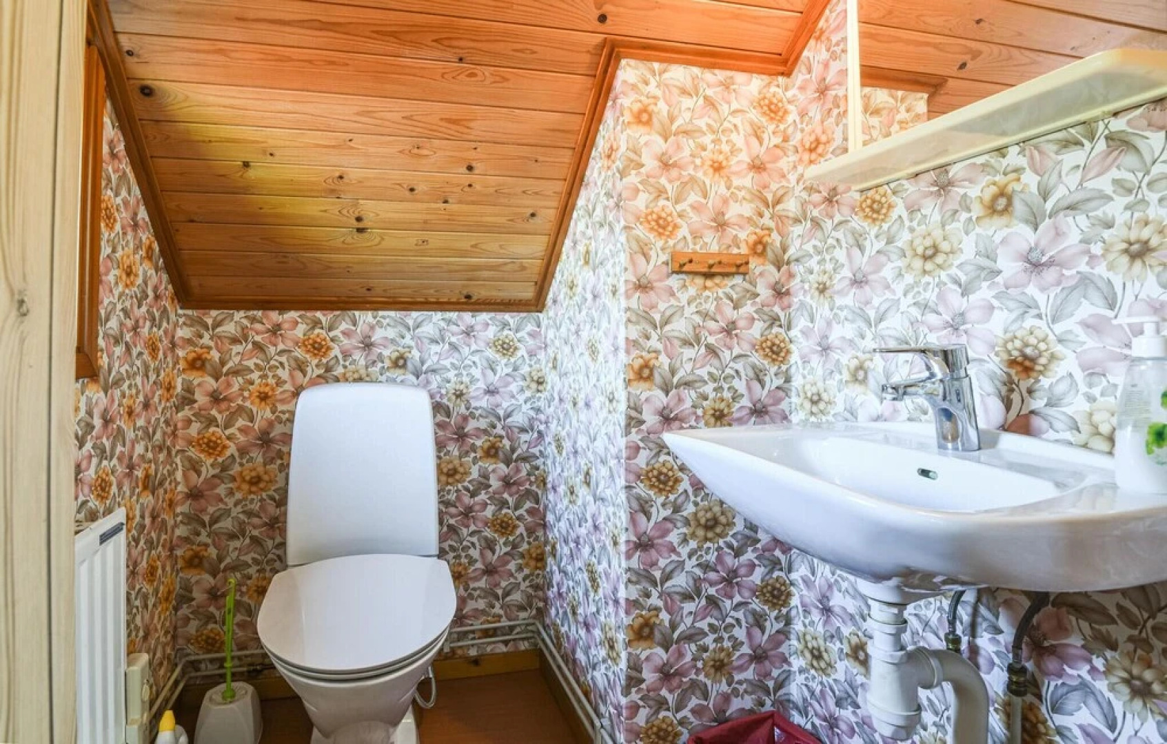 Nice Home in Vänersborg With 2 Bedrooms and Wifi