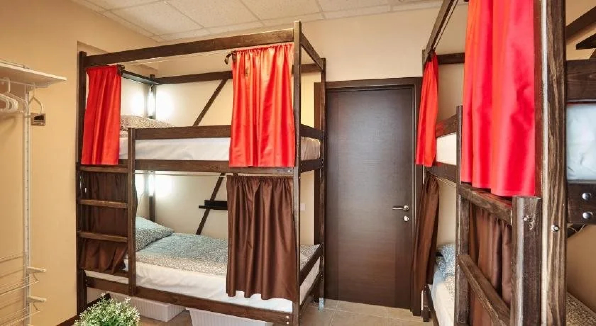 Sweet Hostel