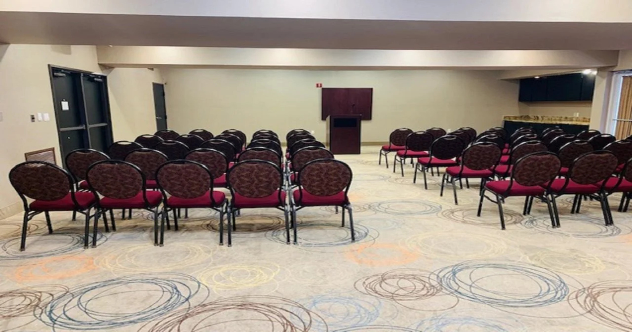 Holiday Inn Express & Suites Dallas Park Central Northeast by IHG