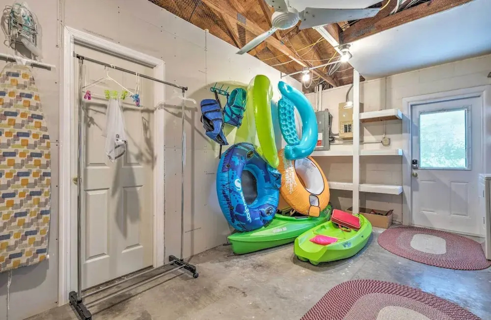 Riverfront Dunnellon Home w/ Dock & Solarium!