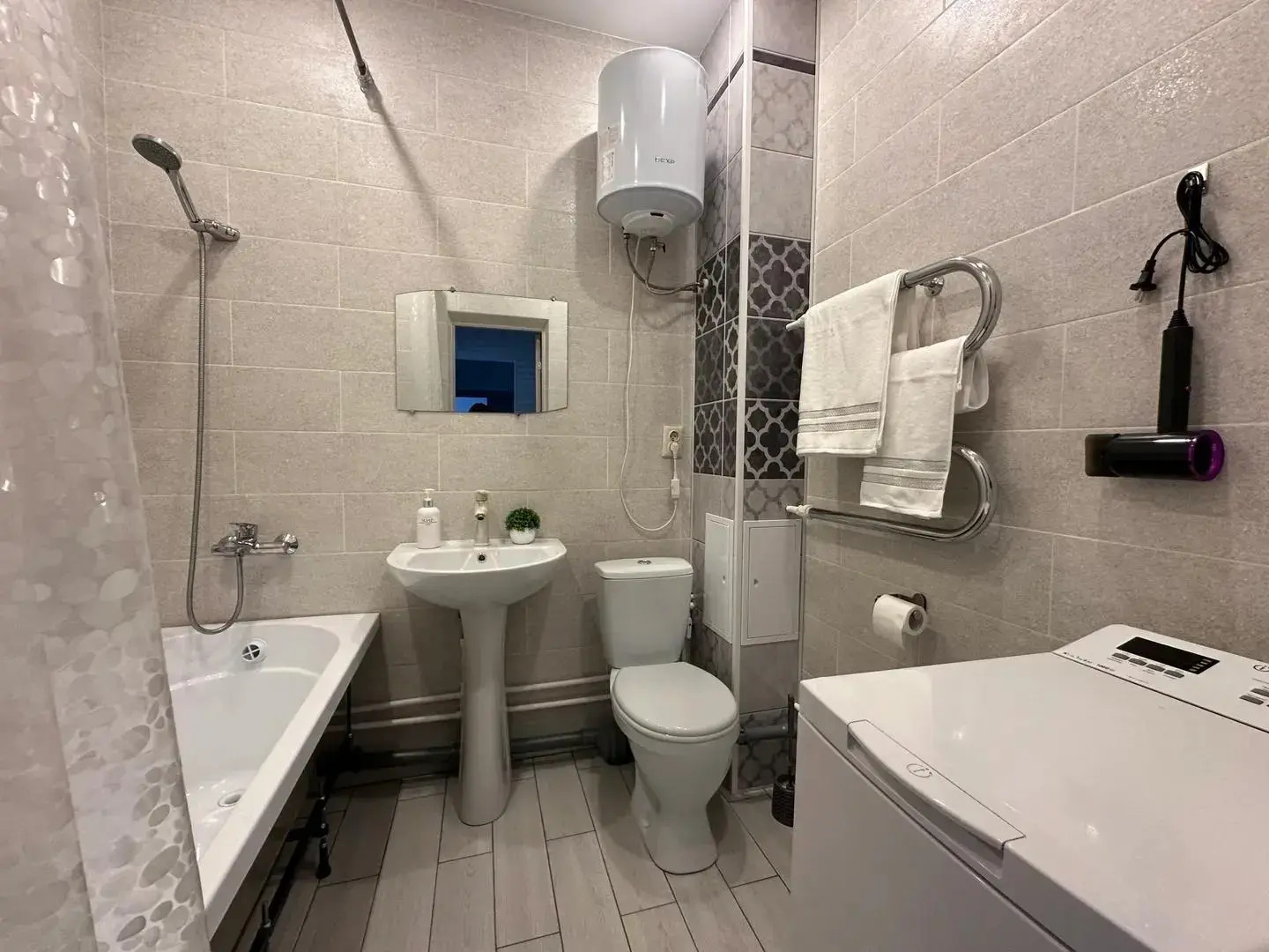 Апартаменты на проспекте 60 лет СССР 16