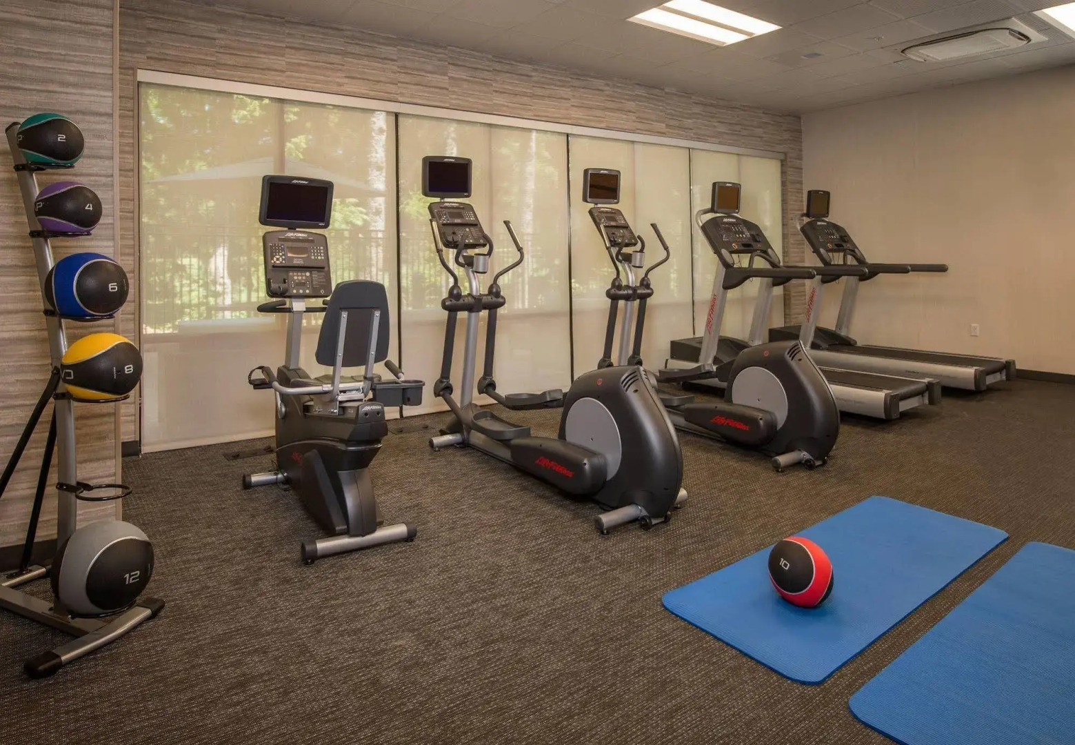 Courtyard by Marriott Hershey Chocolate Avenue