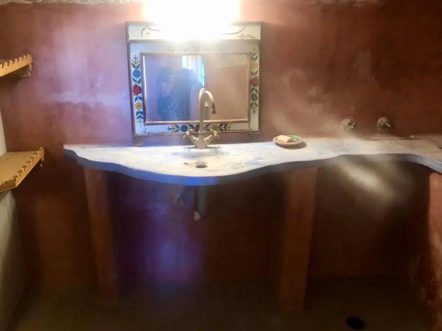 Entire Island House Meters From The Waterfont