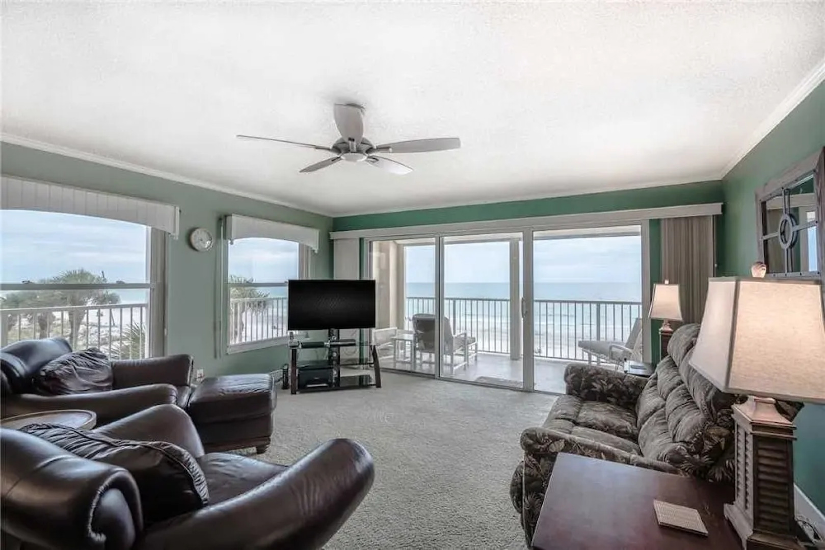 Pointe Condo 201 - Two Bedroom Condo