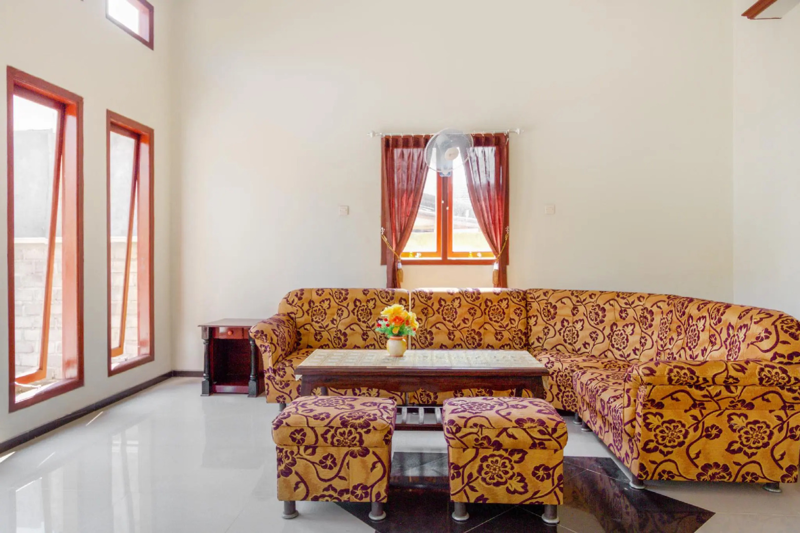 OYO 2978 Karanggoso Indah Hotel