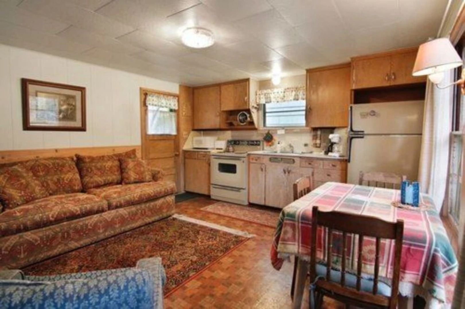 McKenzie River Inn B&B and Cabins