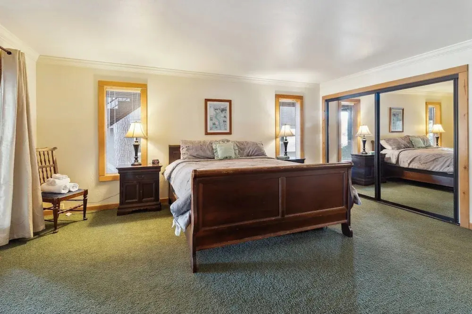 Dos Pinos - Spacious Lakefront Cabin w/ Game Room by Yosemite Region Resorts