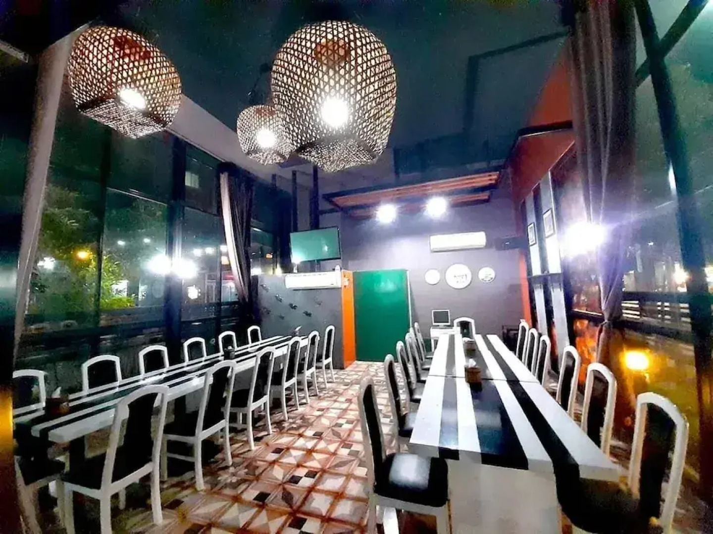 Grand Pruksa Siri Apartment