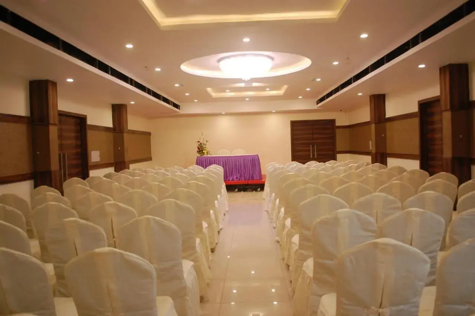 Hotel Somisetty Landmark