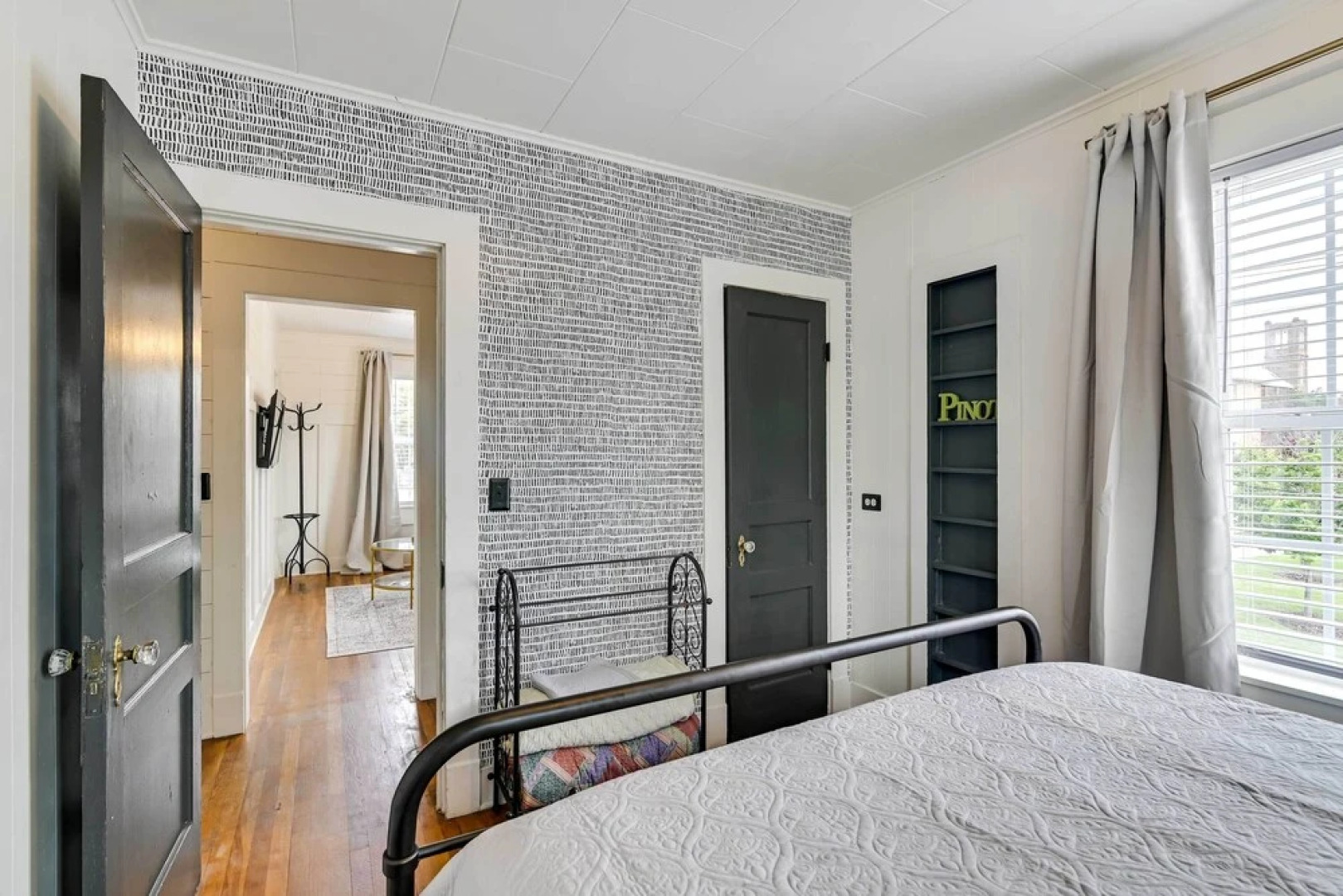 Cozy Starkville Apartment: Walk to Main Street!