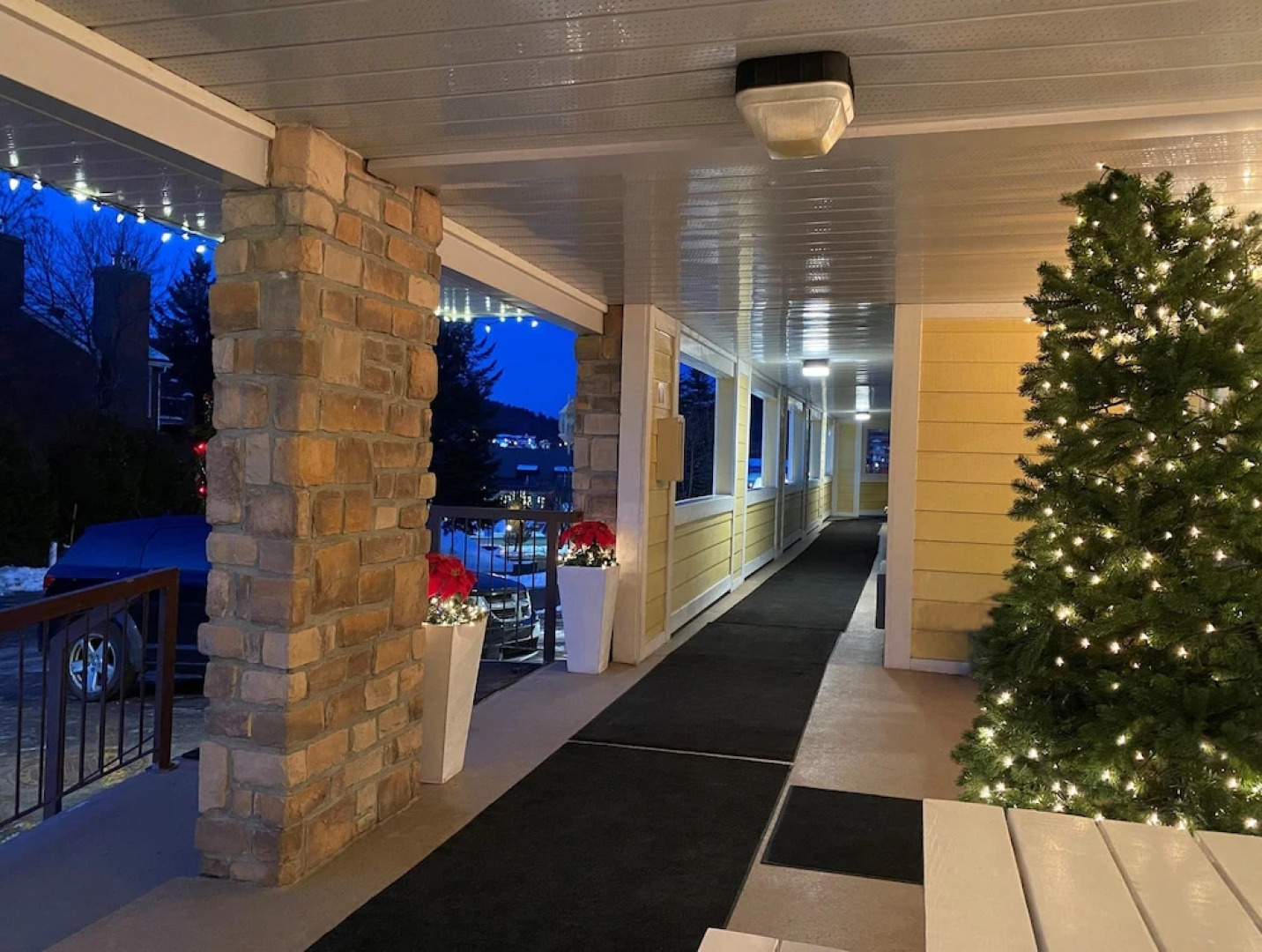 Hotel & Suites Les Laurentides Saint Sauveur