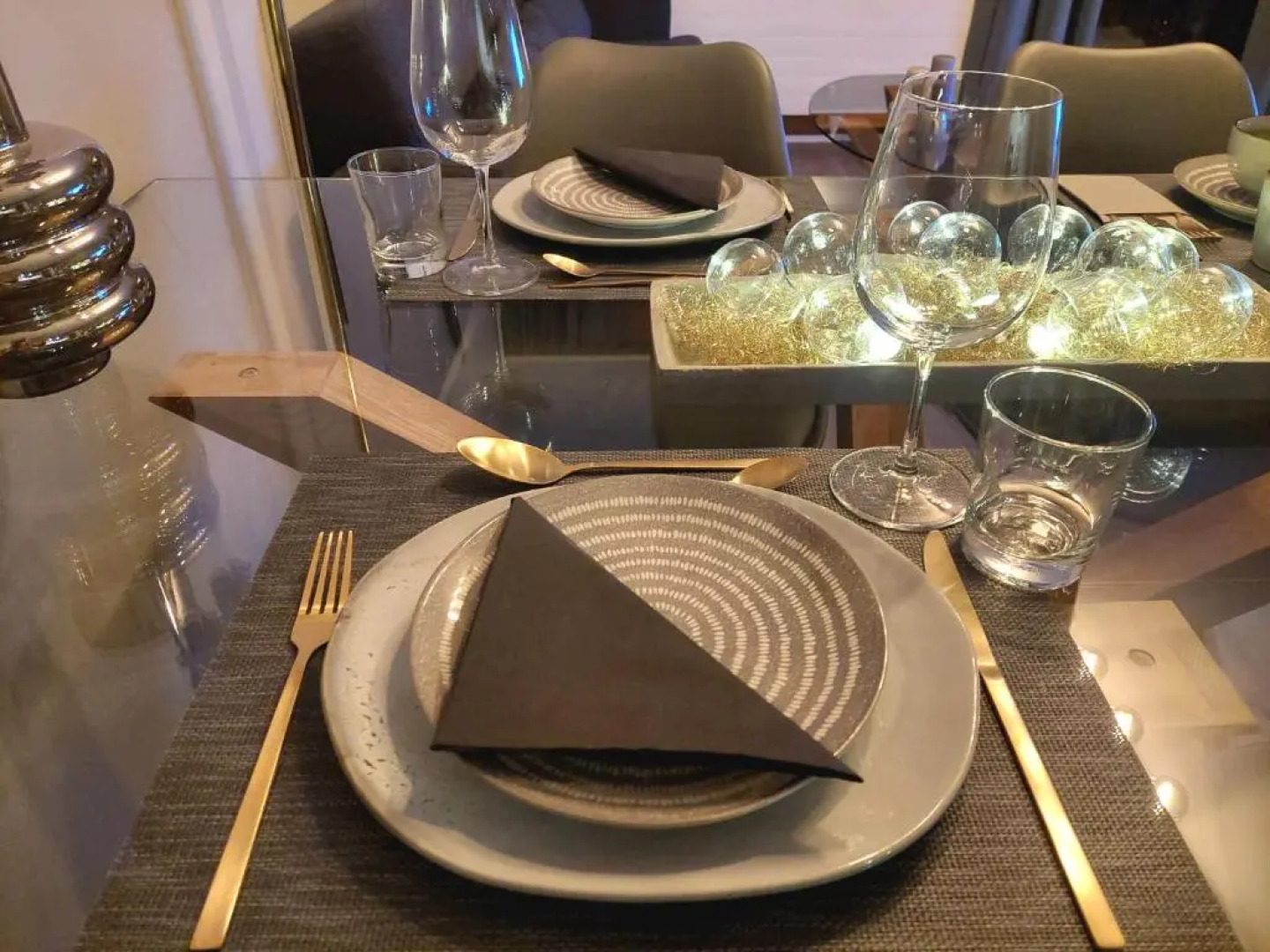 LAAX central holiday apartment with pool & sauna