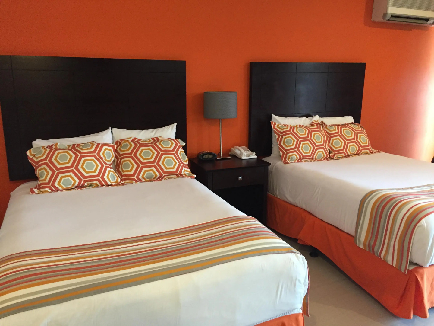 voco Surfside Aruba by IHG