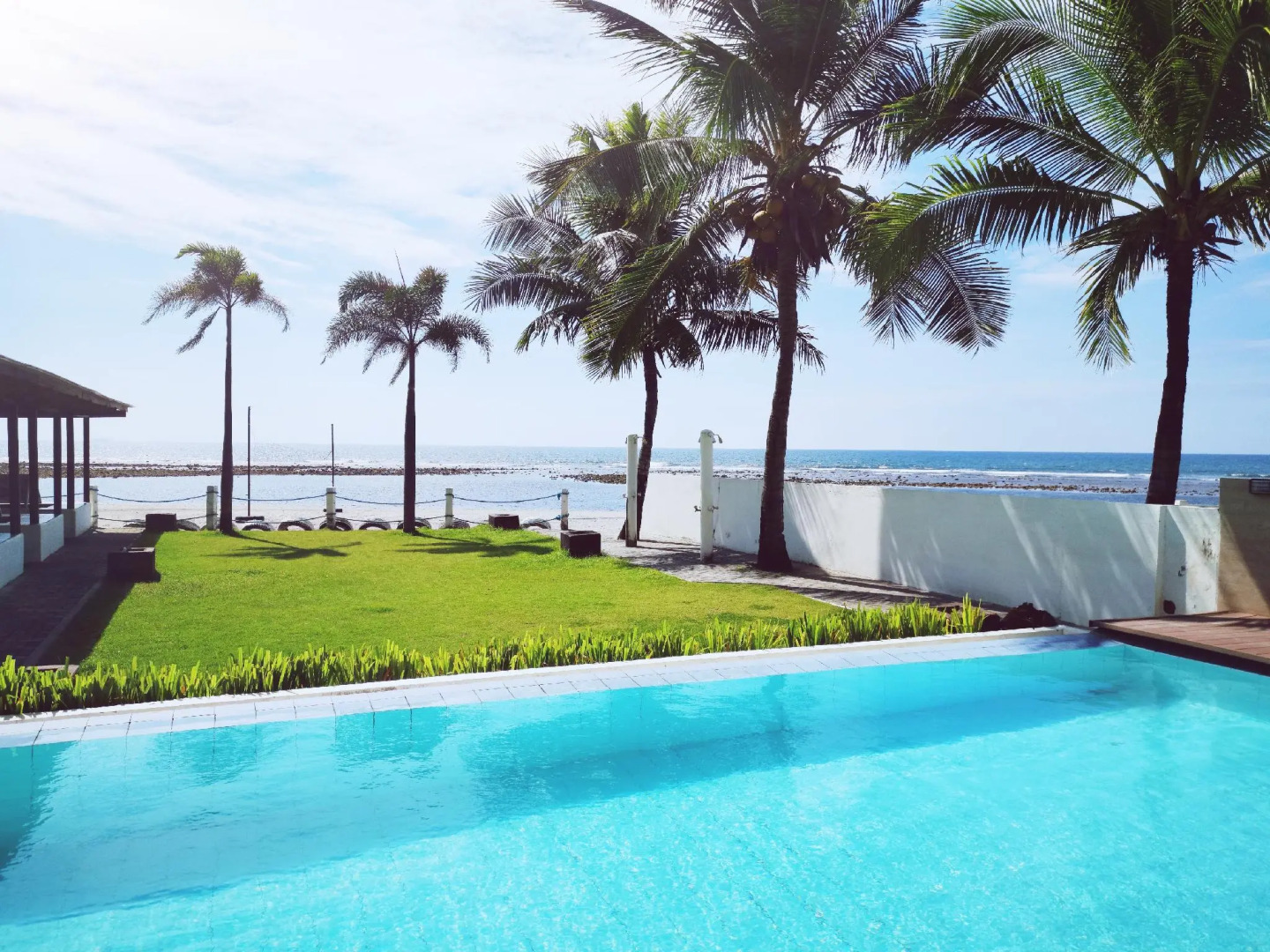 Brizo Hotel and Beach Resort