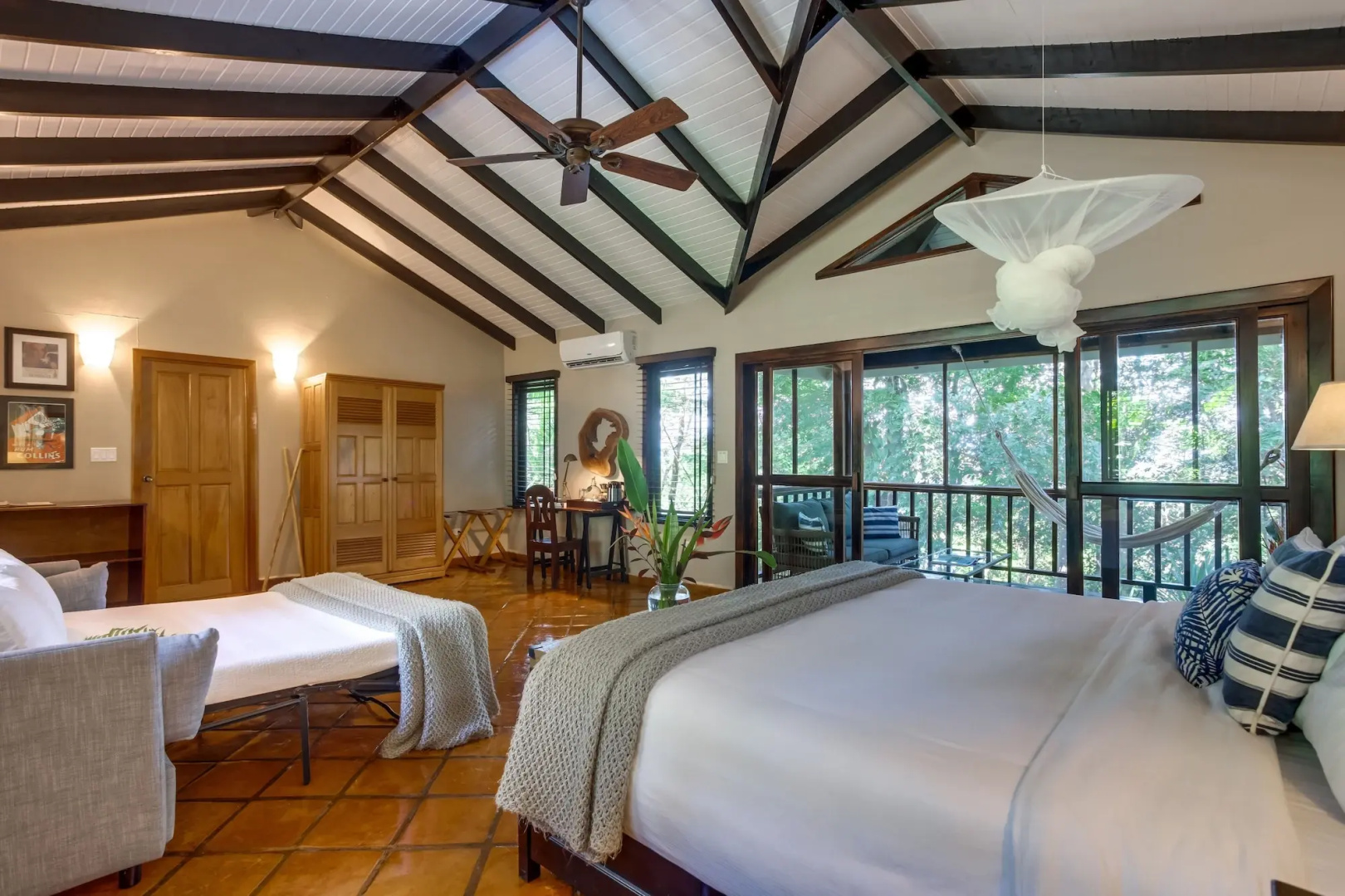 Machaca Hill Lodge