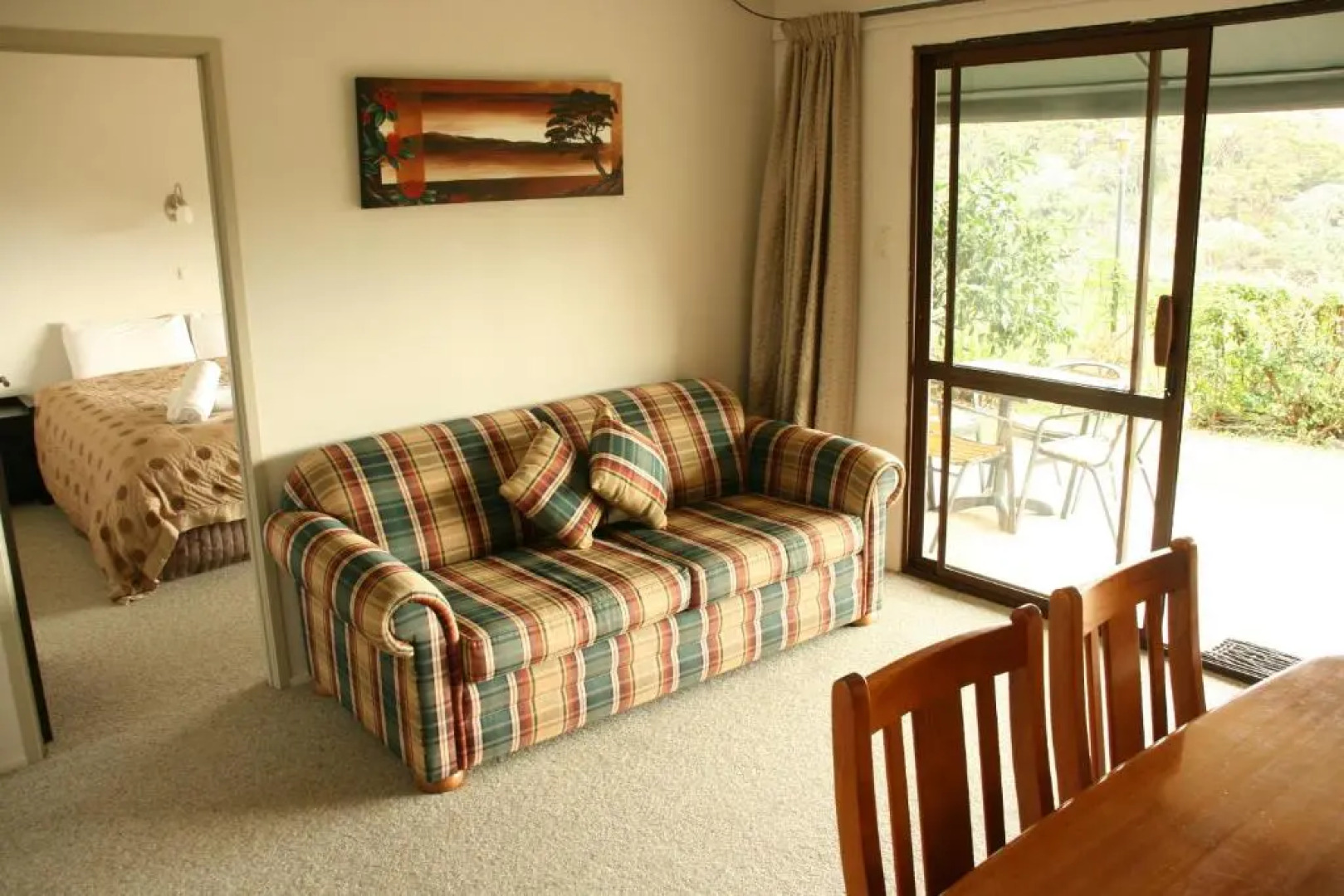 Waterfalls Estate - Motel & Campground