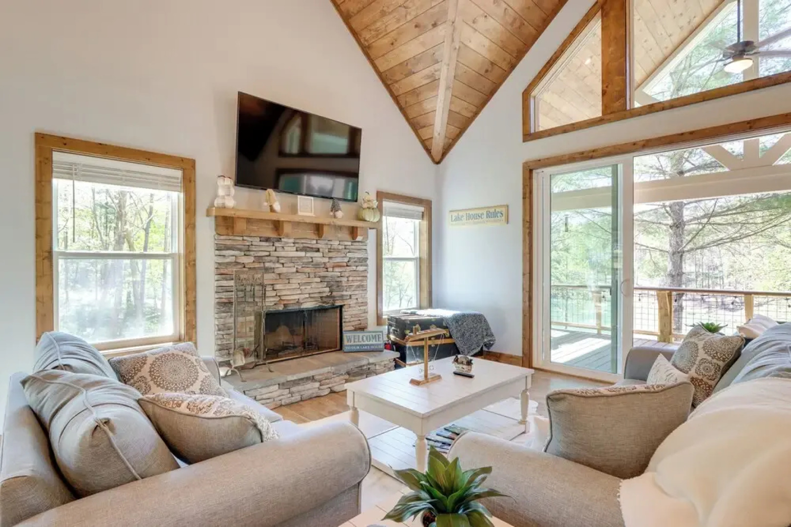 'lakeside Paradise' in Ellijay: Hot Tub, Fire Pit