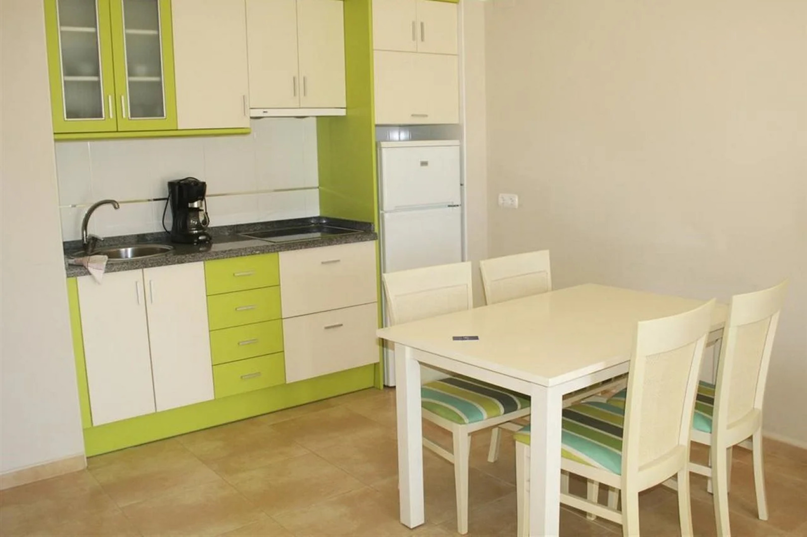 Apartamentos Esmeralda